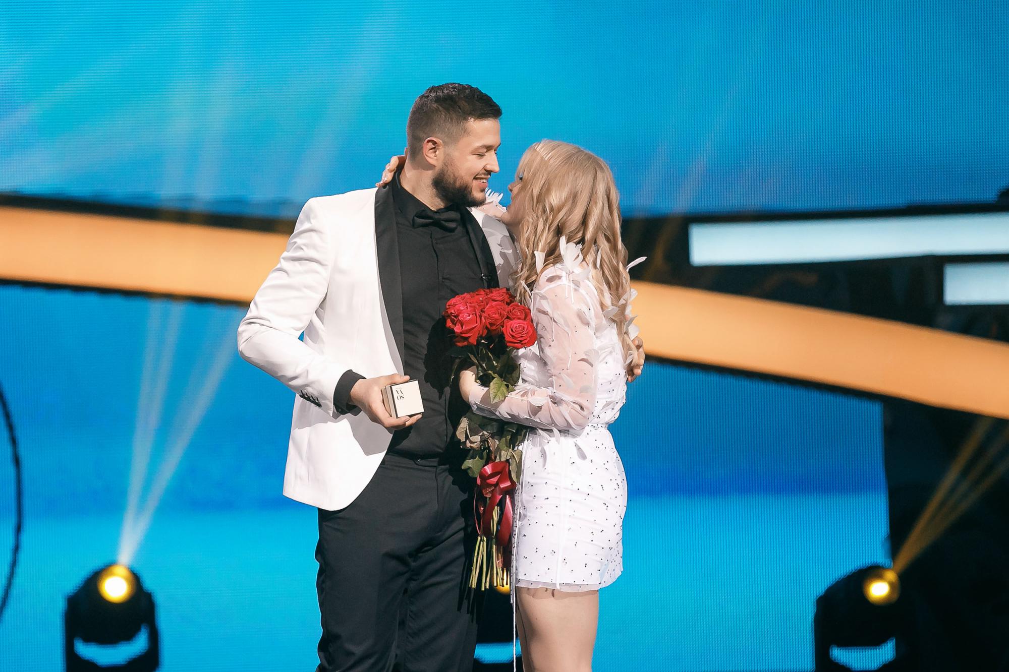 Зважені та щасливі 9 сезон: победители проекта скинули 141 кг на двоих и обручились (фото)